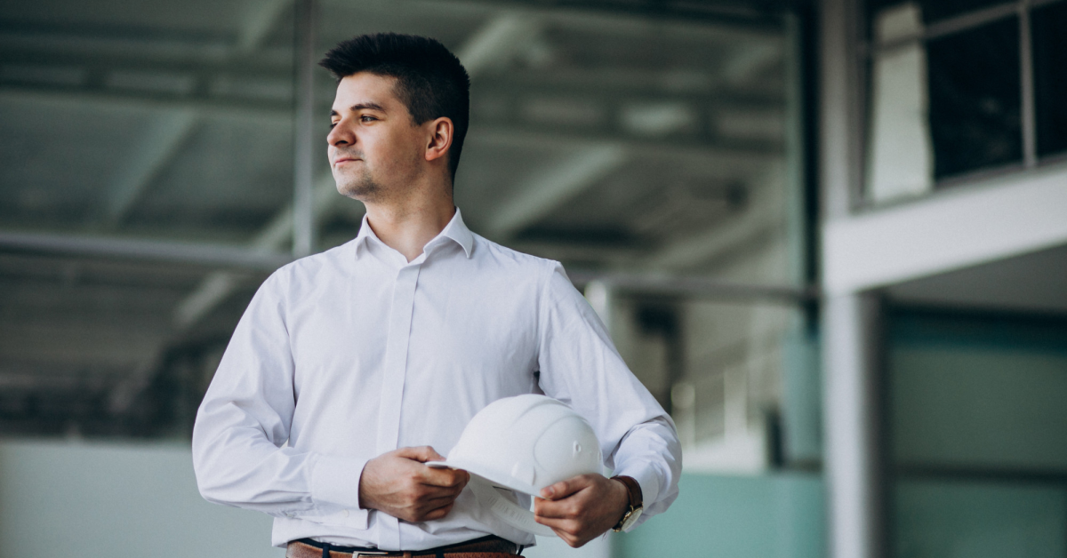 Ingeniero preparado para desempeñarse como director de proyectos