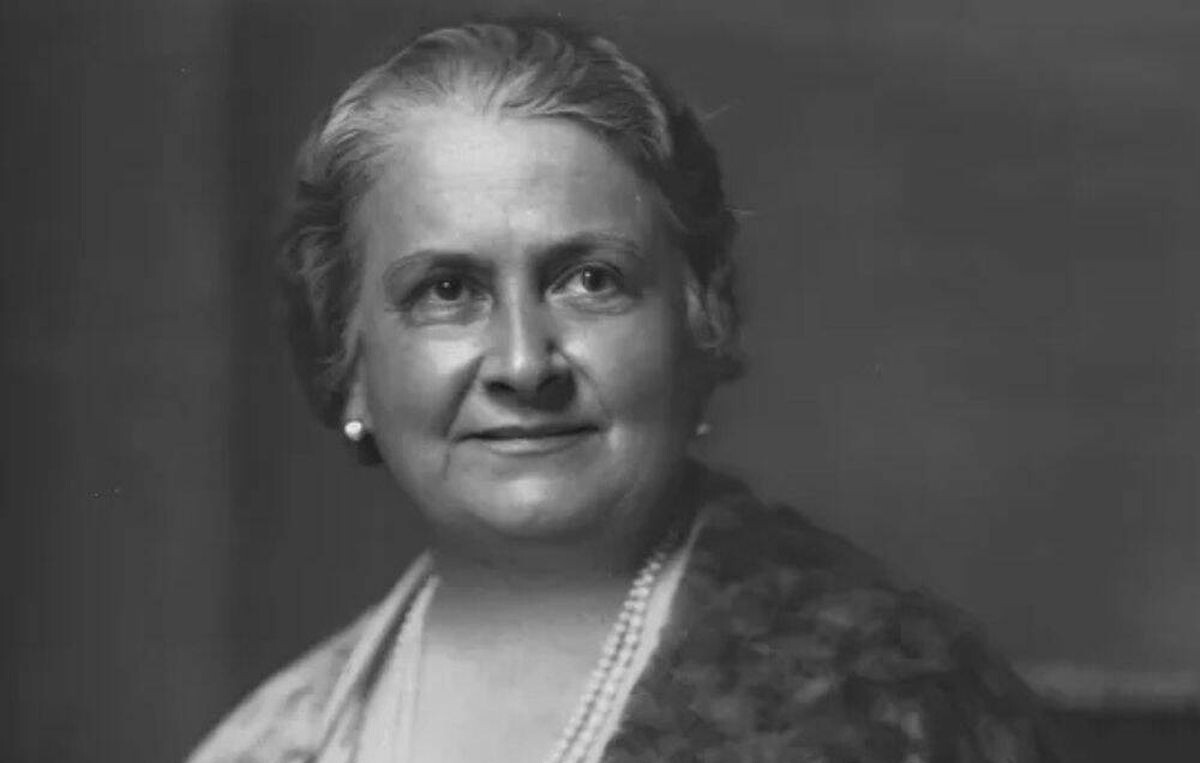 Fotografía de María Montessori en su madurez