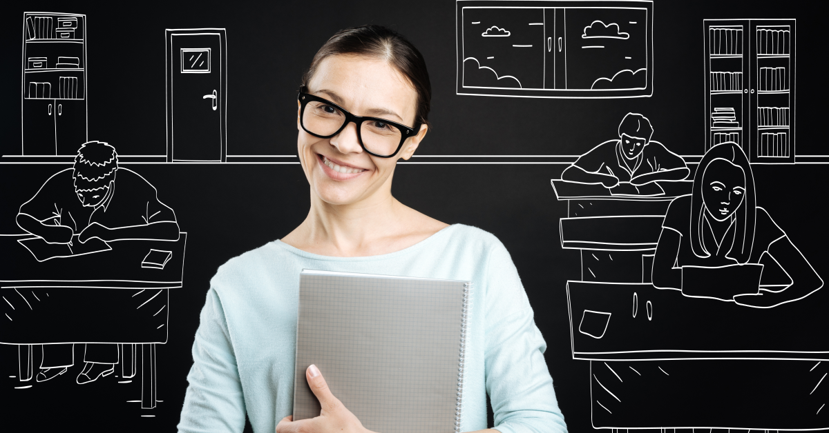 Pedagoga o maestra sobre fondo de aula imaginaria