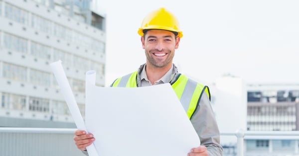 Ingeniero civil trabajando en Administración de la Construcción