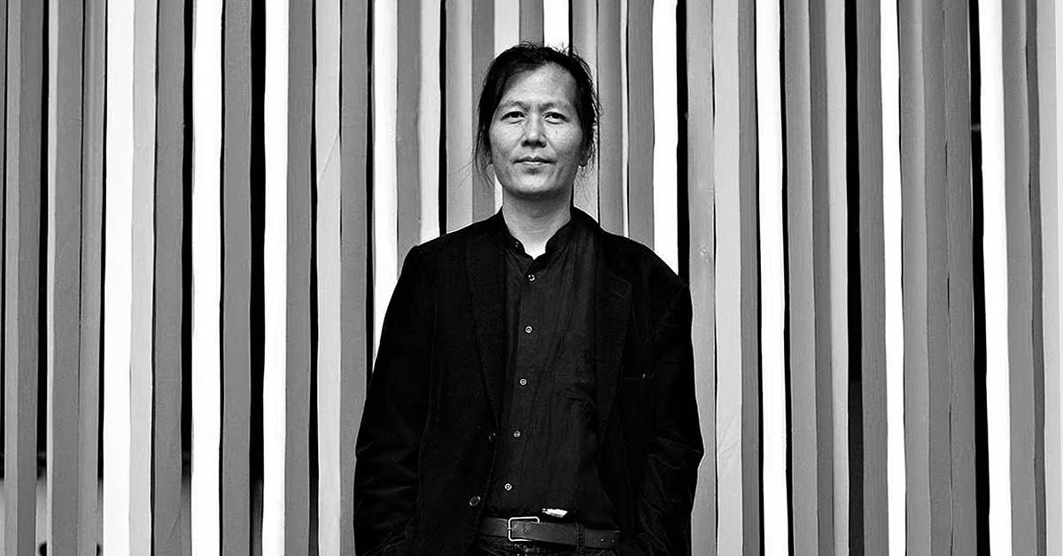 Byung-Chul Han, filósofo, en fotografía blanco y negro