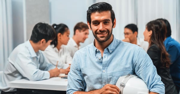 Gerente estudiante de maestría en Administración de la Construcción