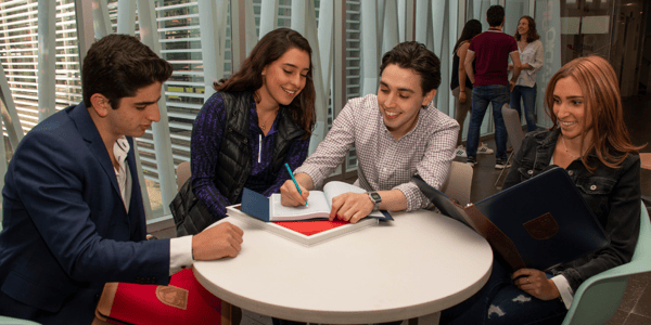 Pasos_para_registrar_tu_admision_en_la_Universidad_Panamericana_01-1