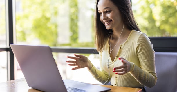 Blog-7 beneficios del uso de tecnología para las adolescentes