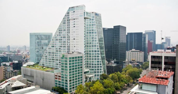 Perfil de Reforma 222 en CDMX