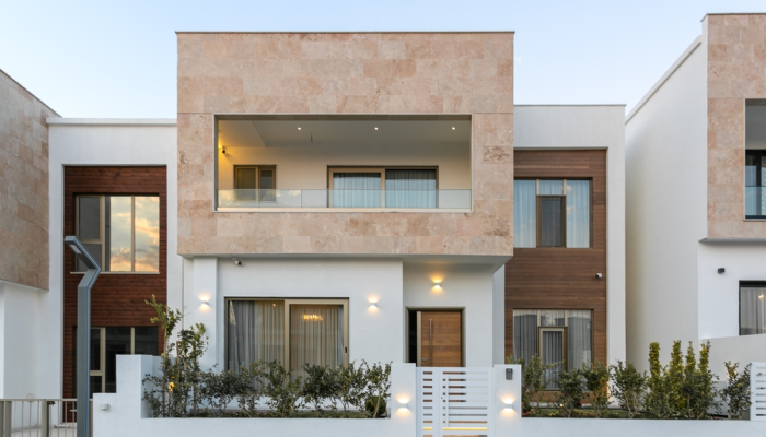 Casa con diseño arquitectónico posmoderno e impactante