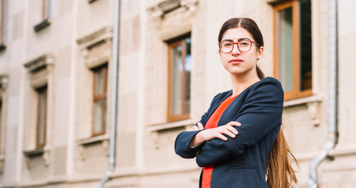 Joven estudiante de maestría en Política
