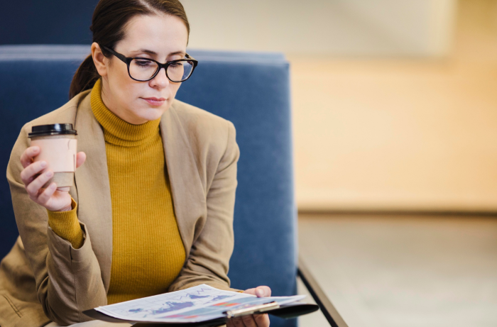 Gerente administrativa estudia phd en Ciencias Empresariales