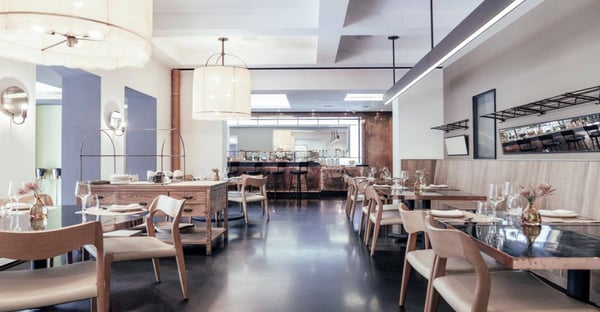 Interior de un restaurante fino en México