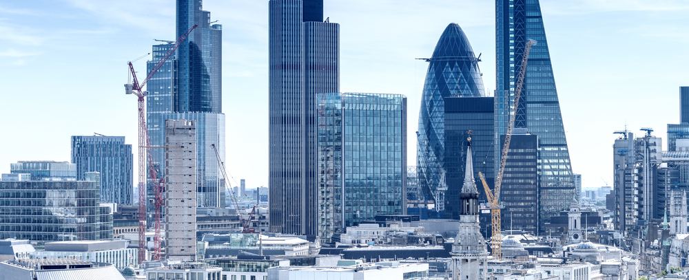 Panorama de edificios del sistema financiero en Londres